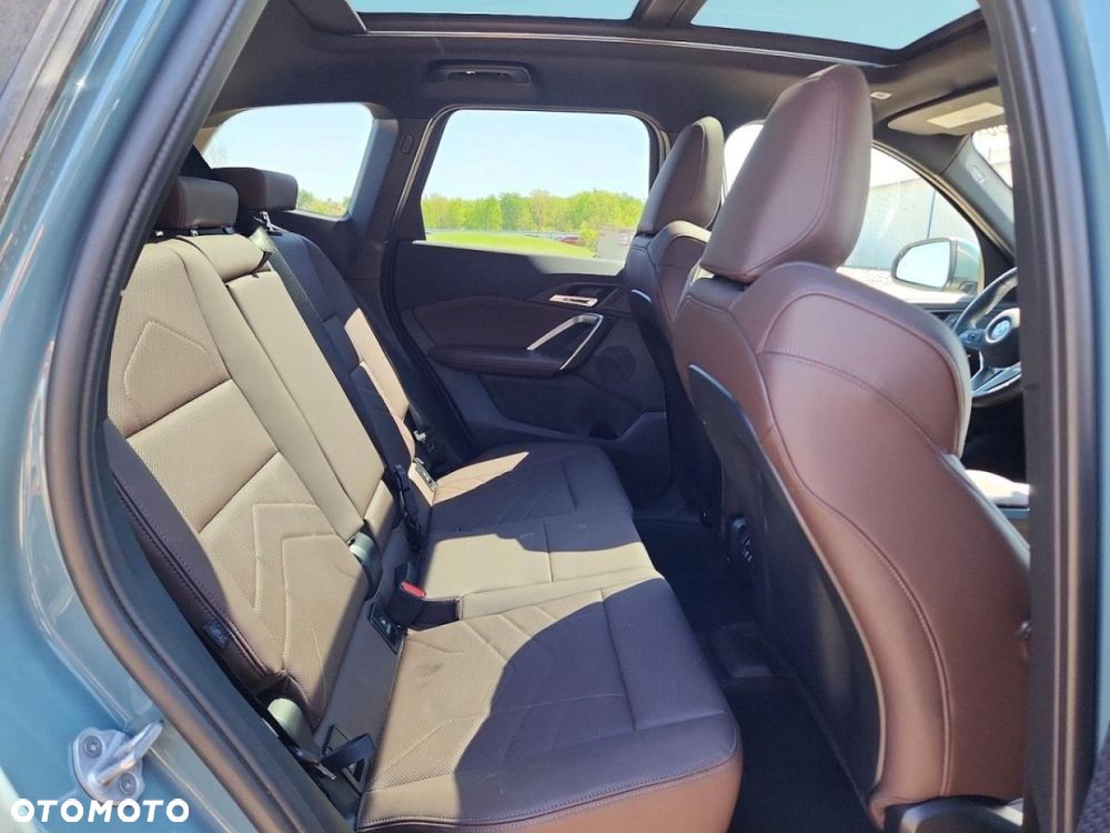BMW X1 - 10