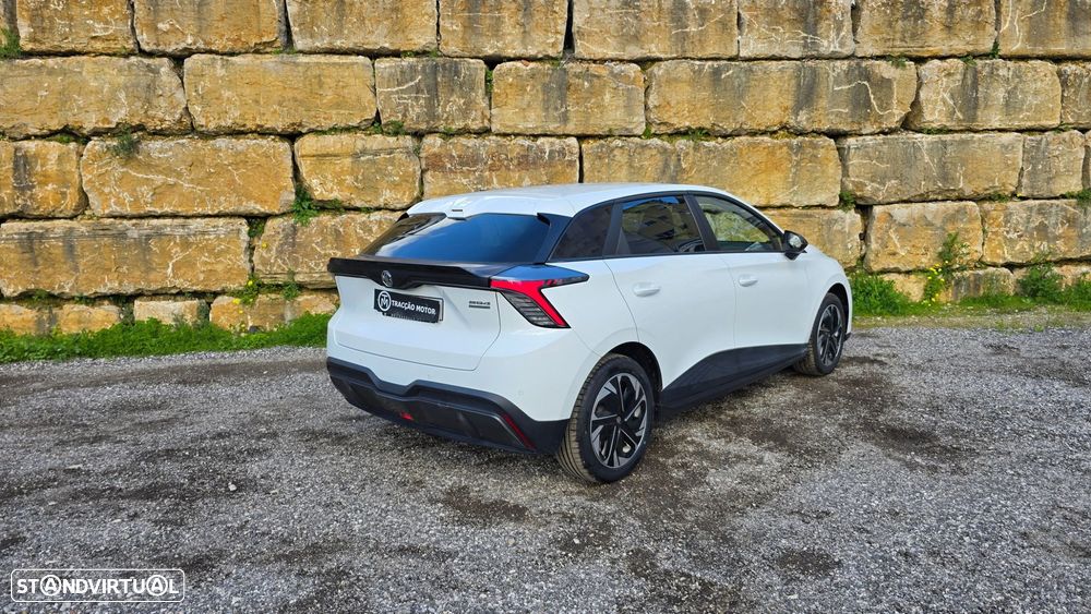 MG MG4 64 kWh Comfort - 2