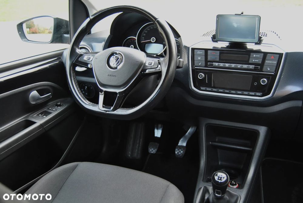 Volkswagen up! - 11