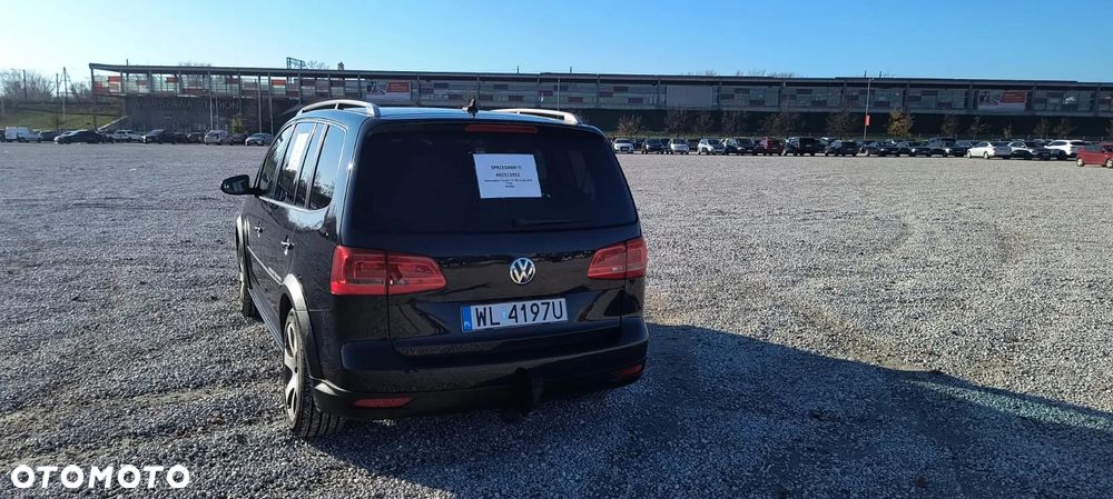 Volkswagen Touran 1.4 TSI DSG Cross - 2