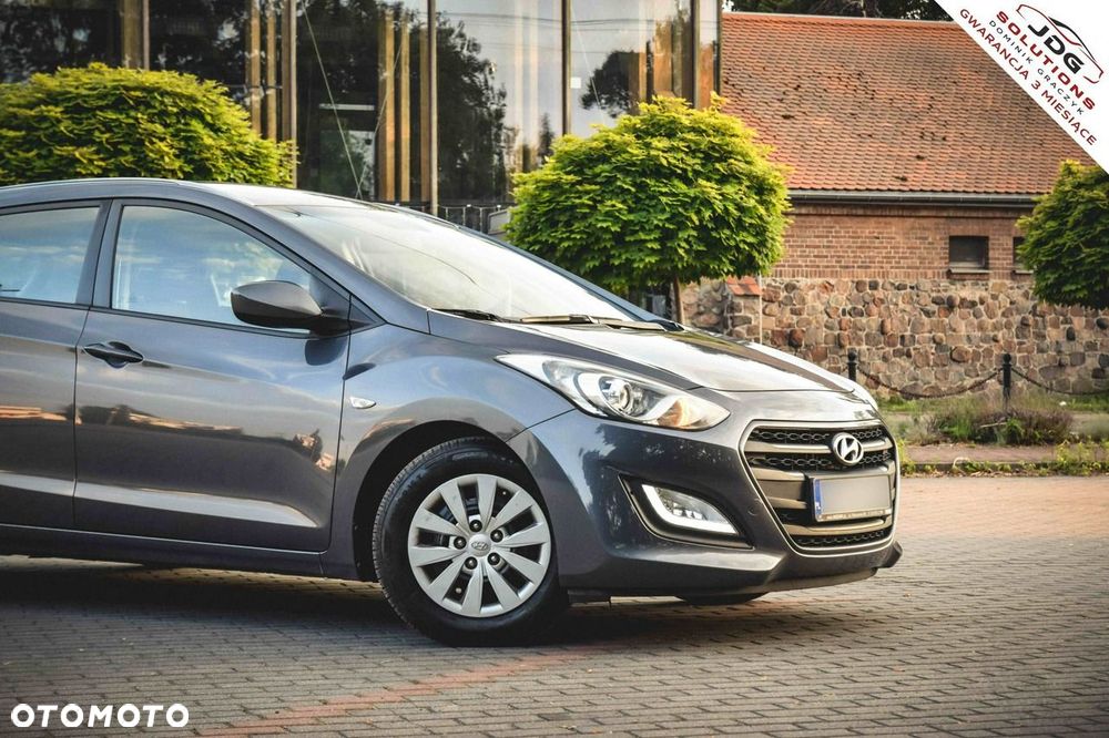 Hyundai i30 1.6 D Style - 8