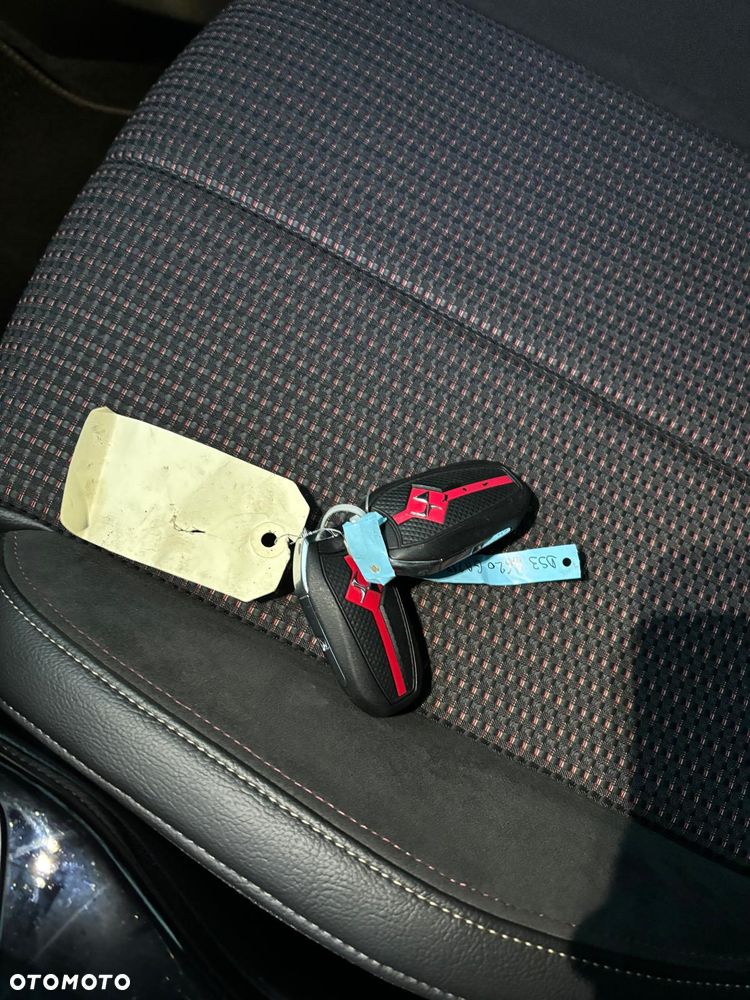 DS Automobiles DS 3 Crossback 1.2 PureTech Performance Line + - 11