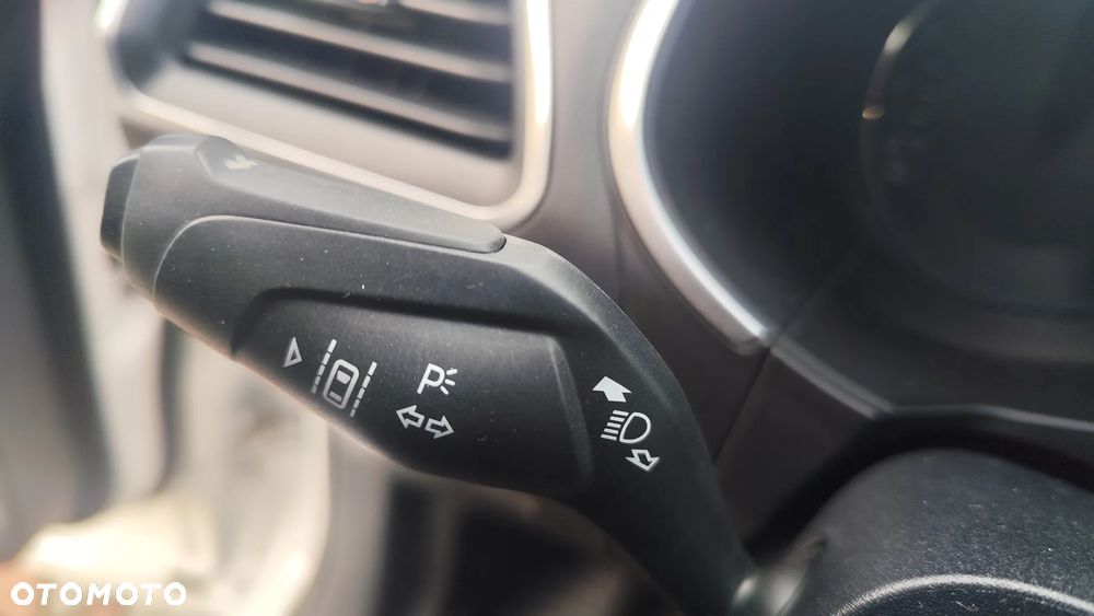 Ford Edge 2.0 TDCi 4x4 ST-LINE - 12