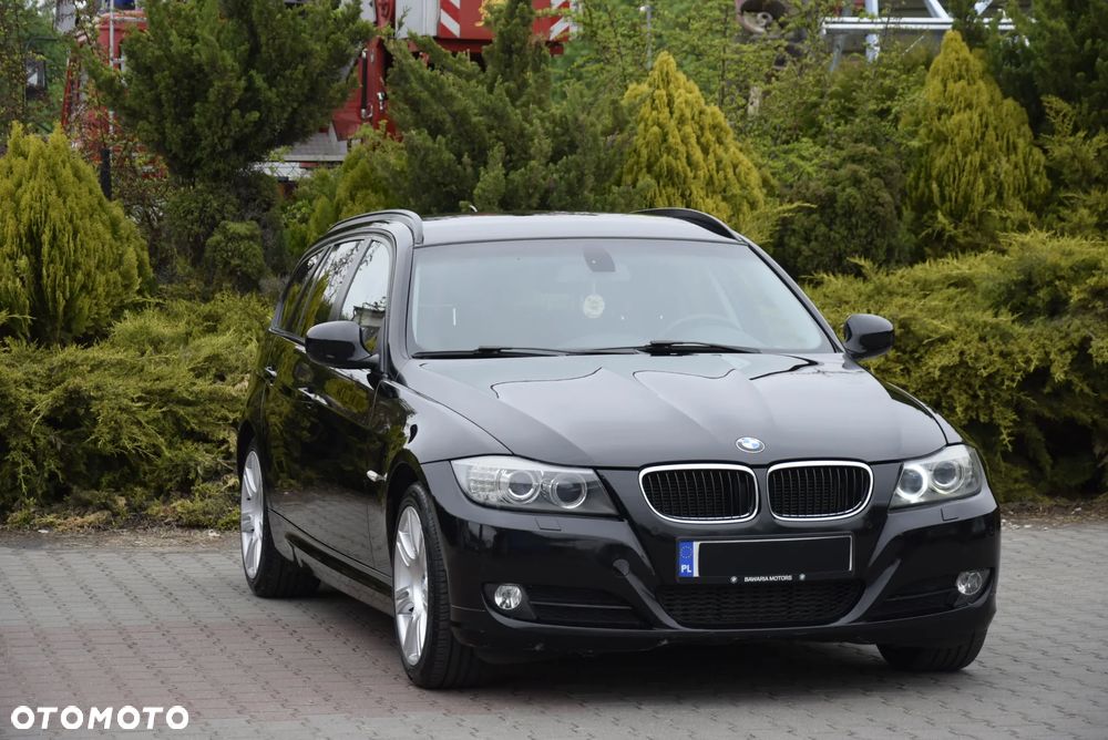 BMW Seria 3 - 32