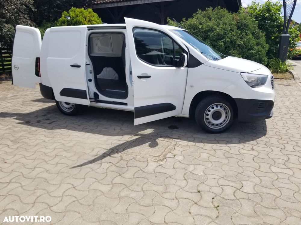 Opel Combo 1.2 L2H1 Start/Stop Edition XL - 27