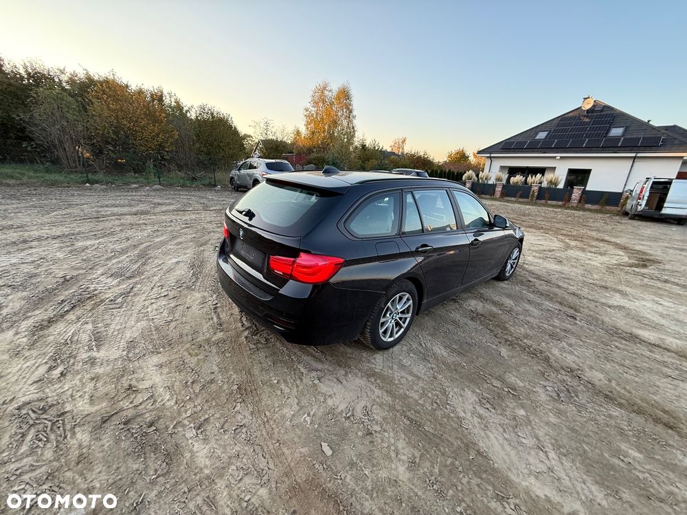 BMW Seria 3 318d Touring Advantage - 5