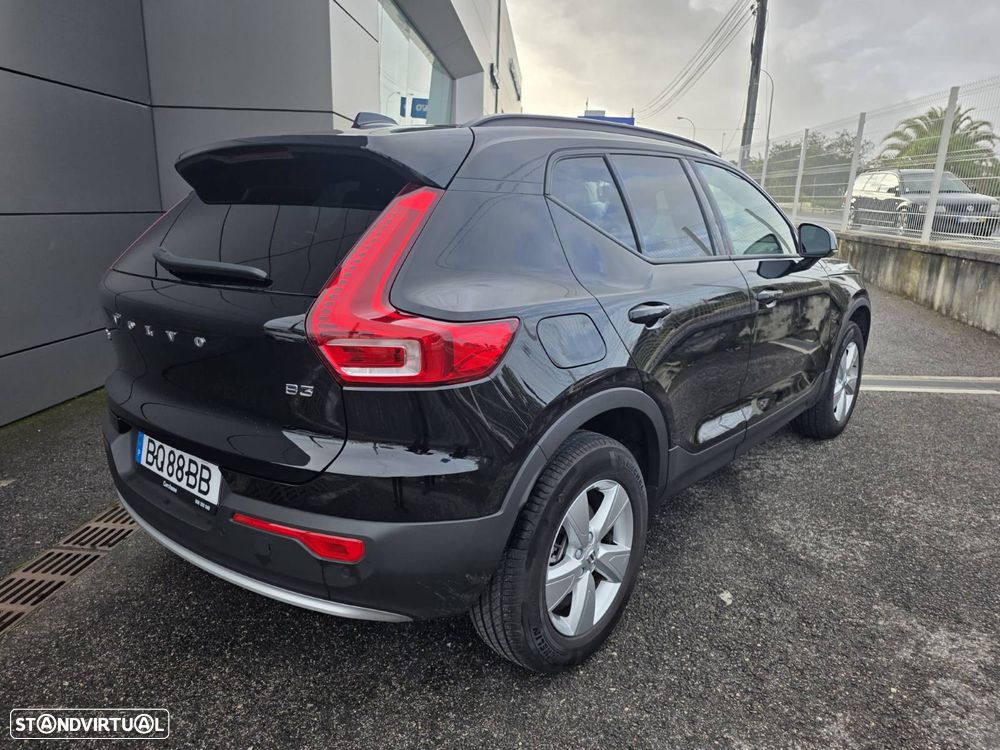 Volvo XC 40 2.0 B3 Essential - 7