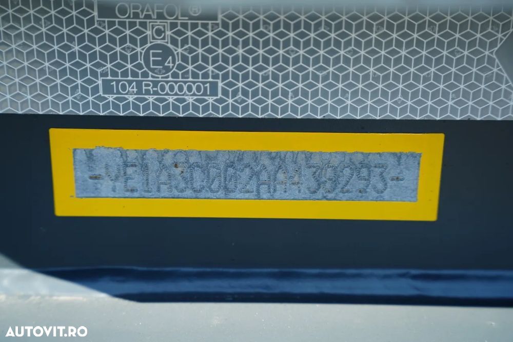 Van Hool / SEMIREMORCĂ CONTAINER / SUB REZERVOR / ADR COMPLET / 3 AXE / AXE SAF / JANTE DIN ALIAJ - 29
