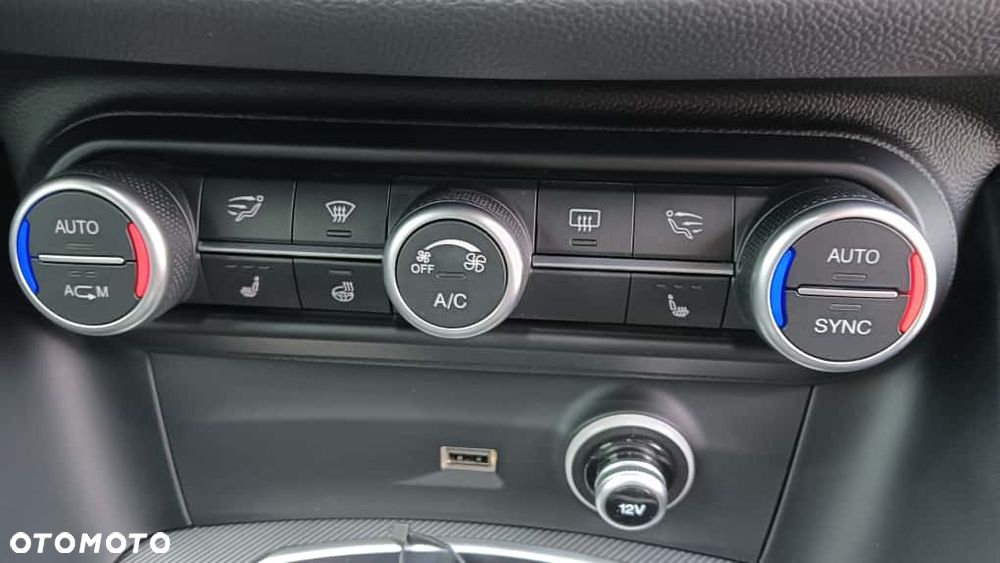 Alfa Romeo Stelvio 2.0 Turbo Executive Q4 - 34