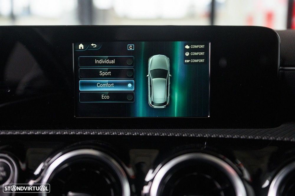 Mercedes-Benz A 180 d Style Aut. - 53