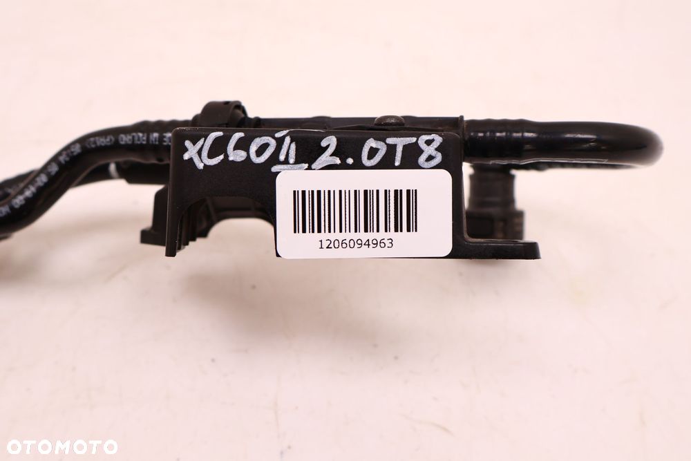 VOLVO XC60 II 2.0 T8 PRZEWÓD PALIWA 32203725, 31669077 - 9