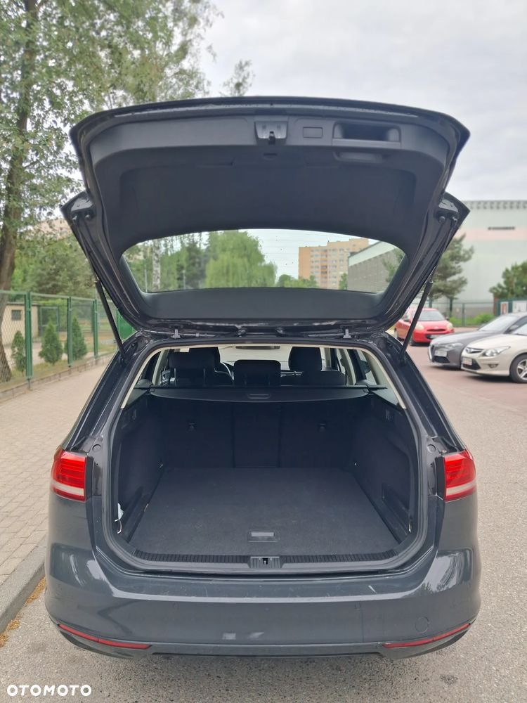 Volkswagen Passat 2.0 TDI BMT Trendline - 4