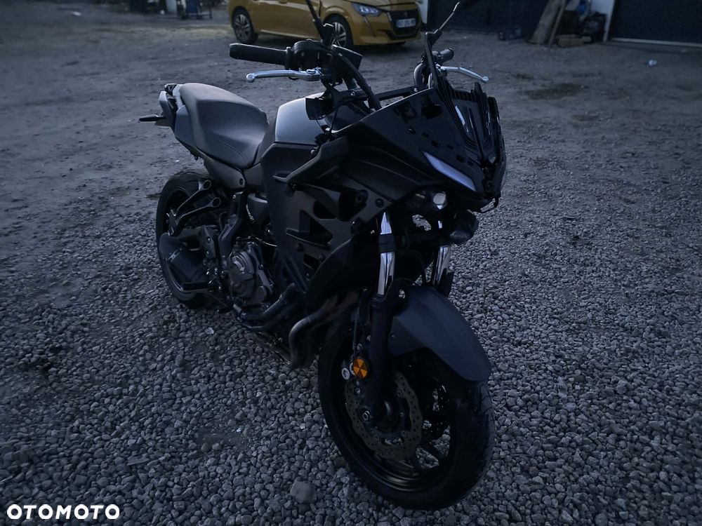 Yamaha MT - 5