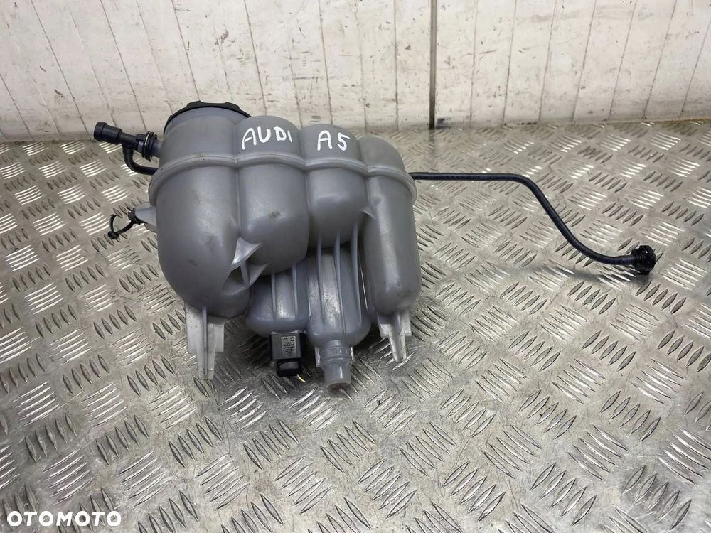 ZBIORNICZEK WYRÓWNAWCZY AUDI A4 B9 A5 F5 A6 C8 8W0121405L - 8