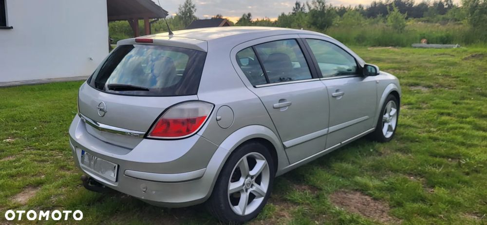 Opel Astra 1.9 CDTI Edition - 2