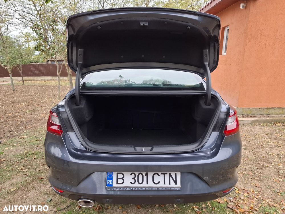 Renault Megane TCe Zen - 7