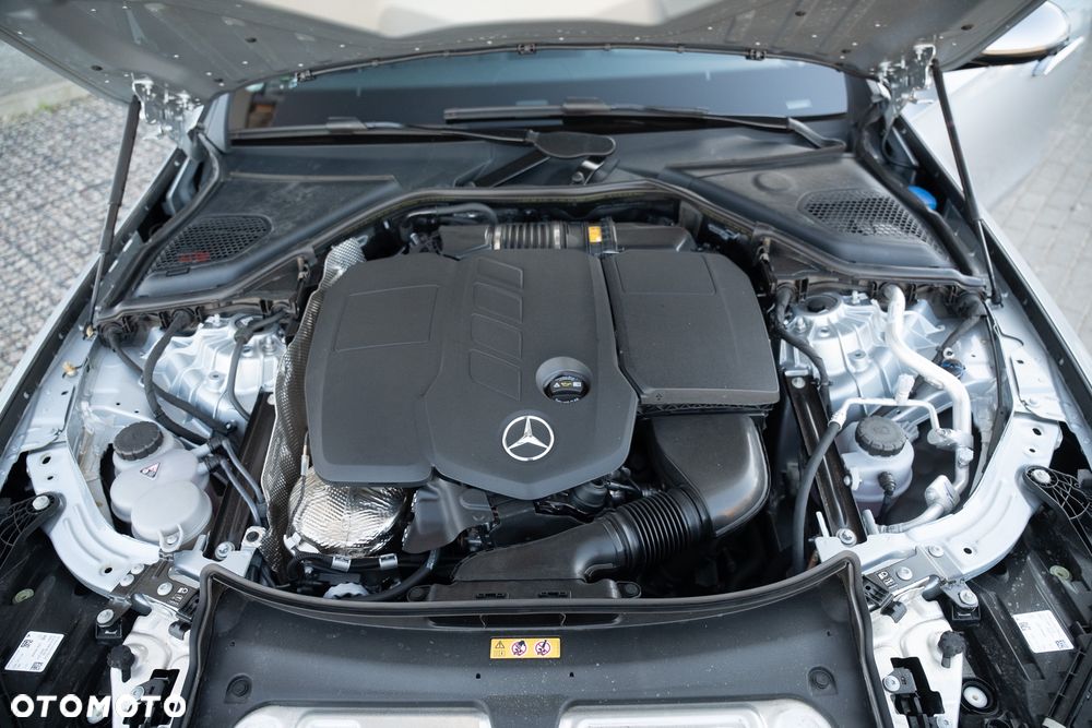 Mercedes-Benz Klasa E 220 d mHEV Avantgarde 9G-Tronic - 11