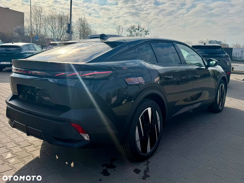 Peugeot 408 1.2 PureTech mHEV GT S&S e-DCS6 - 8