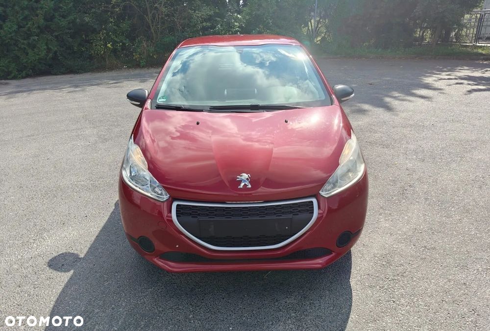 Peugeot 208 - 3