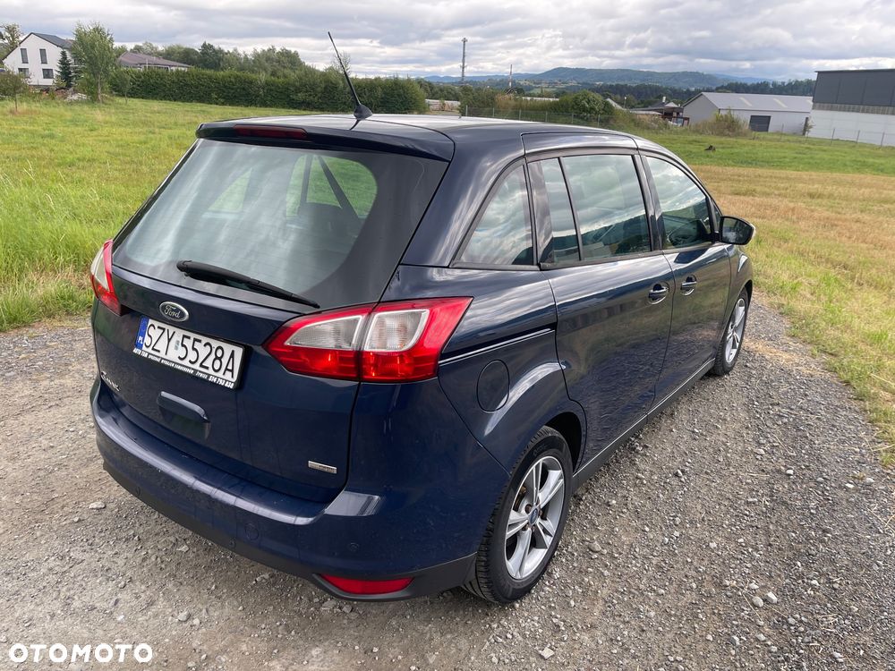 Ford Grand C-MAX - 3