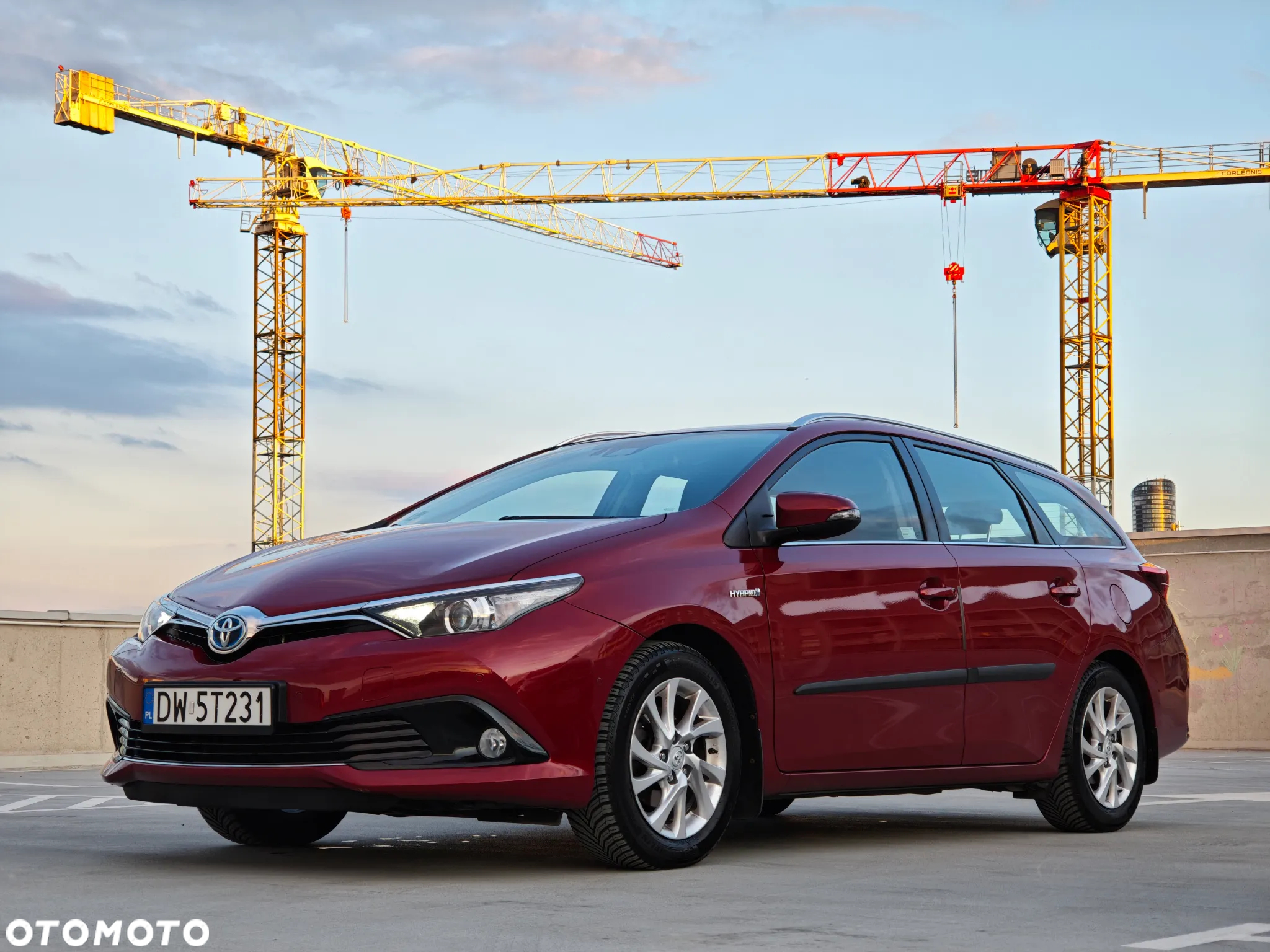 Toyota Auris Hybrid 135 Comfort - 10