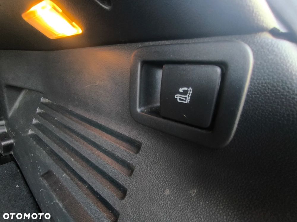 Peugeot 3008 HDi FAP 150 Premium - 26