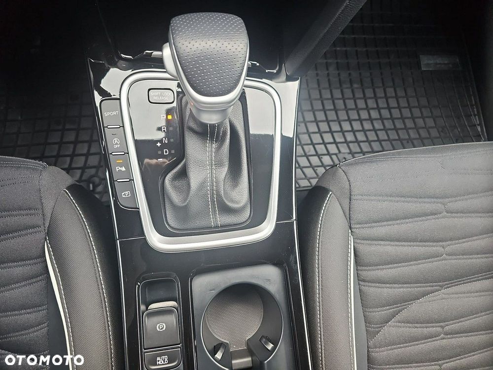 Kia ProCeed 1.5 T-GDI GT Line DCT - 17