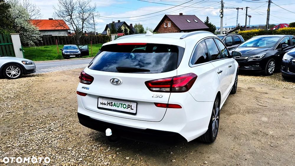 Hyundai i30 1.4 T-GDI Premiere Luxury - 16