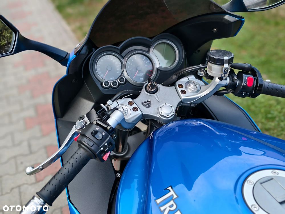 Triumph Sprint - 23