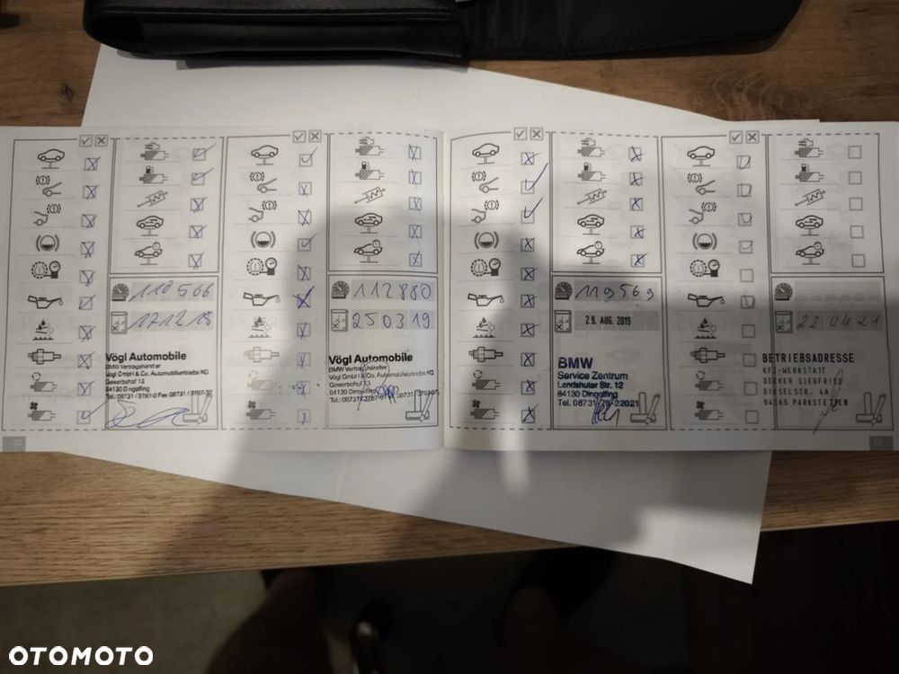 BMW Seria 3 318d DPF Touring Edition Exclusive - 15