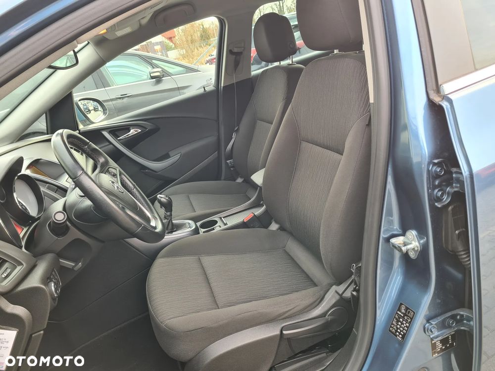 Opel Astra 1.4 Turbo Design Edition - 18