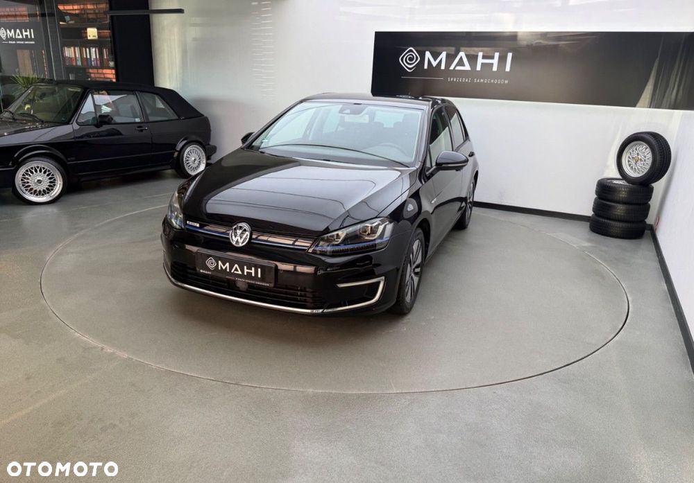 Volkswagen Golf - 5