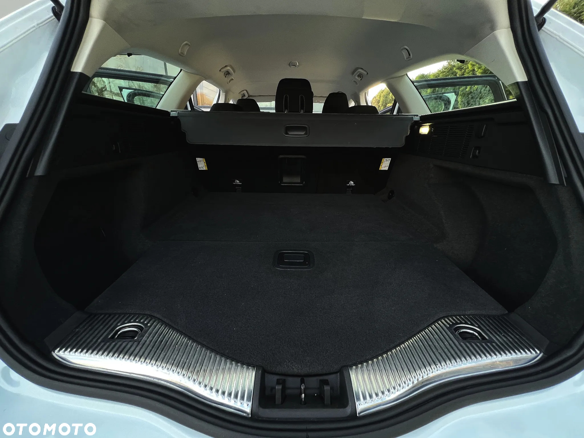 Ford Mondeo 2.0 TDCi Trend PowerShift - 37