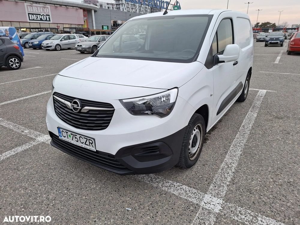 Opel Combo 1.5 L1H1 Start/Stop Enjoy - 2