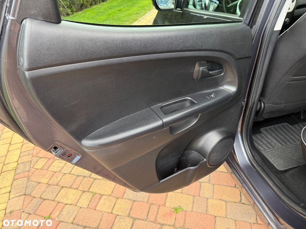 Kia Venga 1.6 CVVT Dream Team Edition - 16
