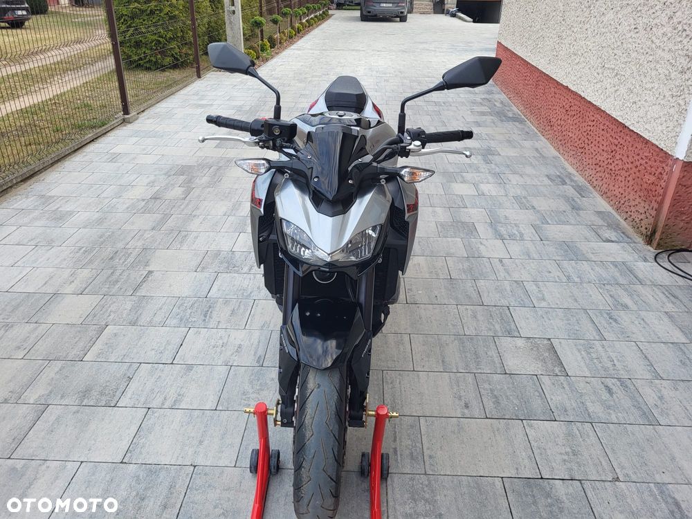 Kawasaki Z 900 - 8