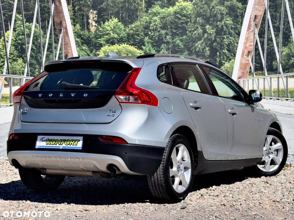 Volvo V40 Cross Country T4 AWD Geartronic Kinetic - 13