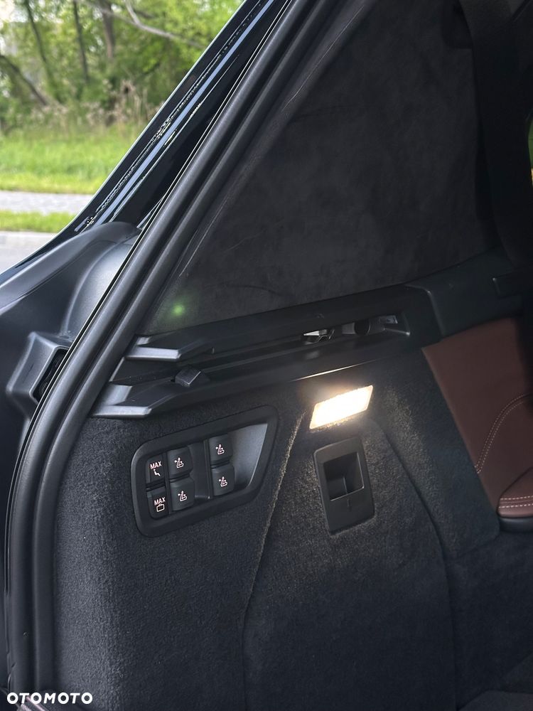 BMW X7 xDrive40i - 9