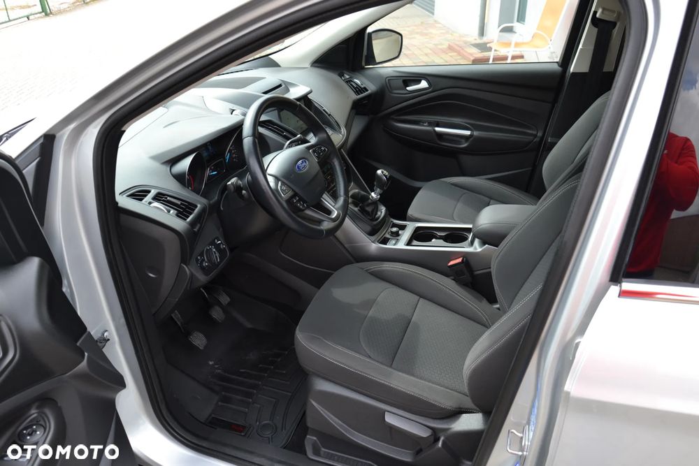 Ford Kuga 2.0 TDCi 4WD Titanium - 17