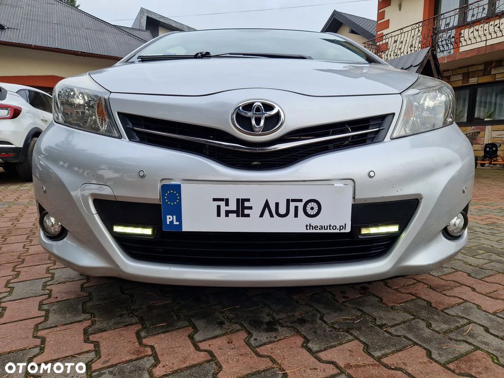 Toyota Yaris 1.33 Premium EU6 - 1