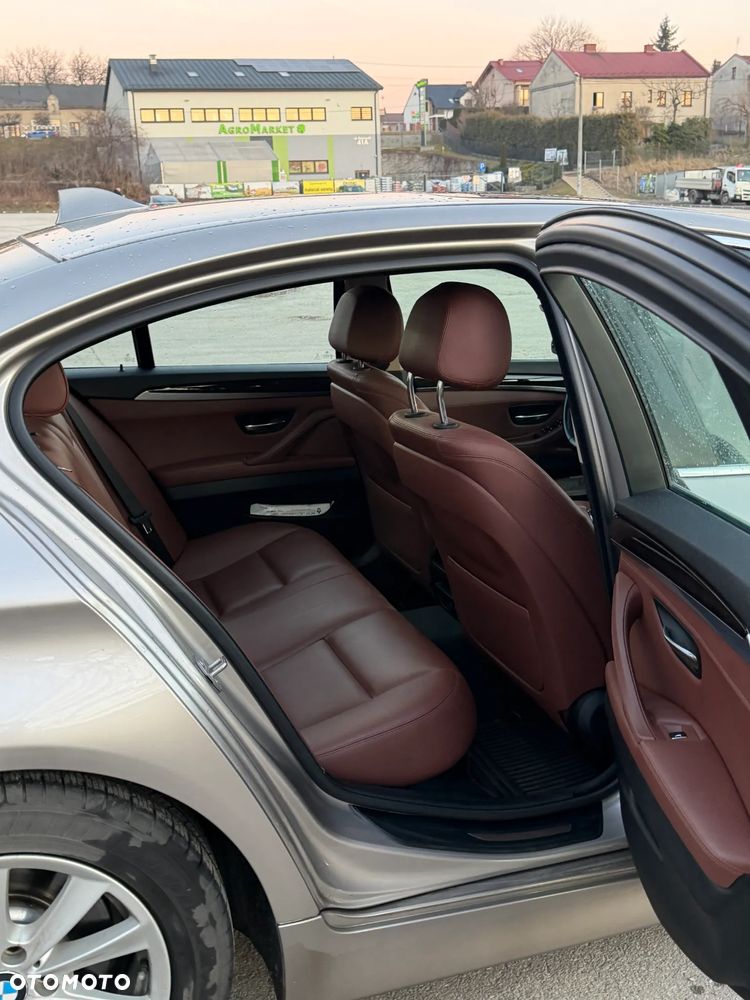 BMW Seria 5 - 11