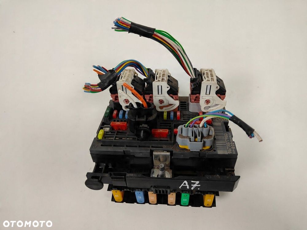 CITROEN PEUGEOT SKRZYNKA BSM R02 9675877980