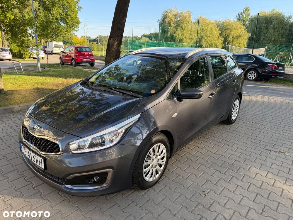 Kia Ceed - 6