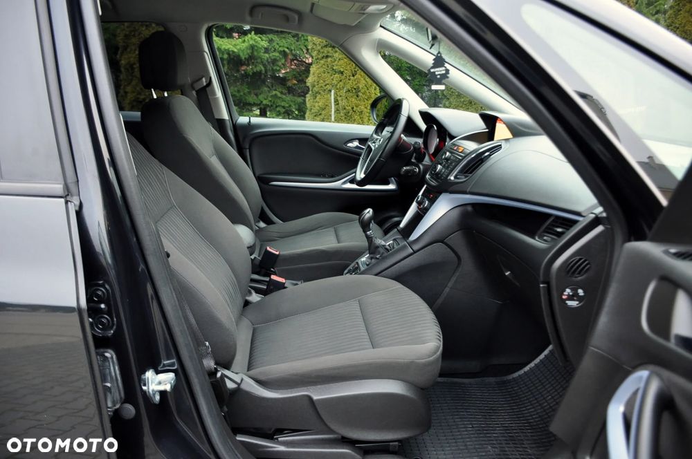 Opel Zafira Tourer 1.4 Turbo Edition - 17