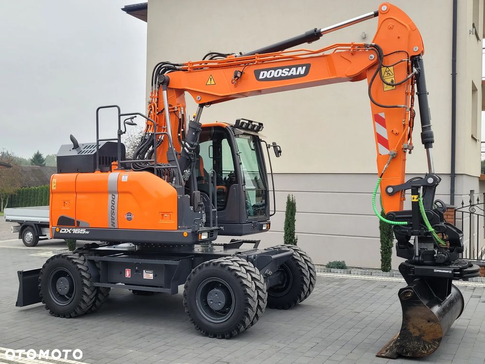 Doosan DX-165W / ROTOTILT ze szczypcami / compact / - 1
