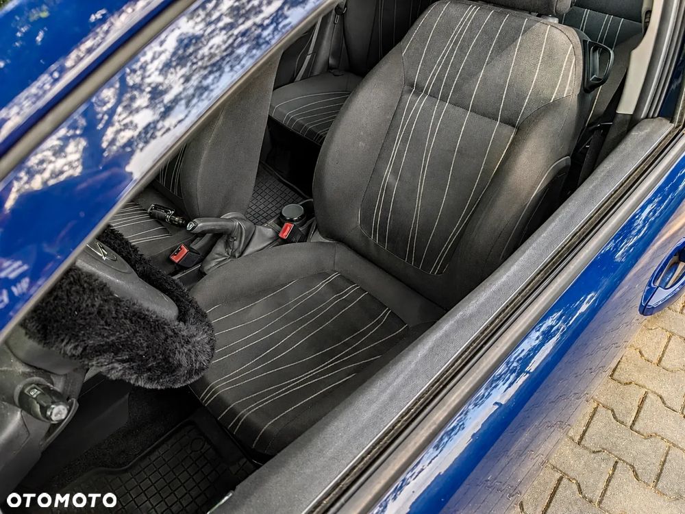 Opel Corsa 1.0 12V Essentia - 17