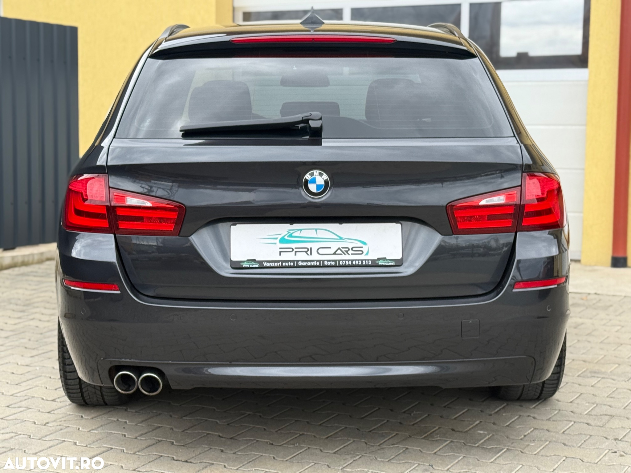 BMW Seria 5 525d Touring Aut. - 27