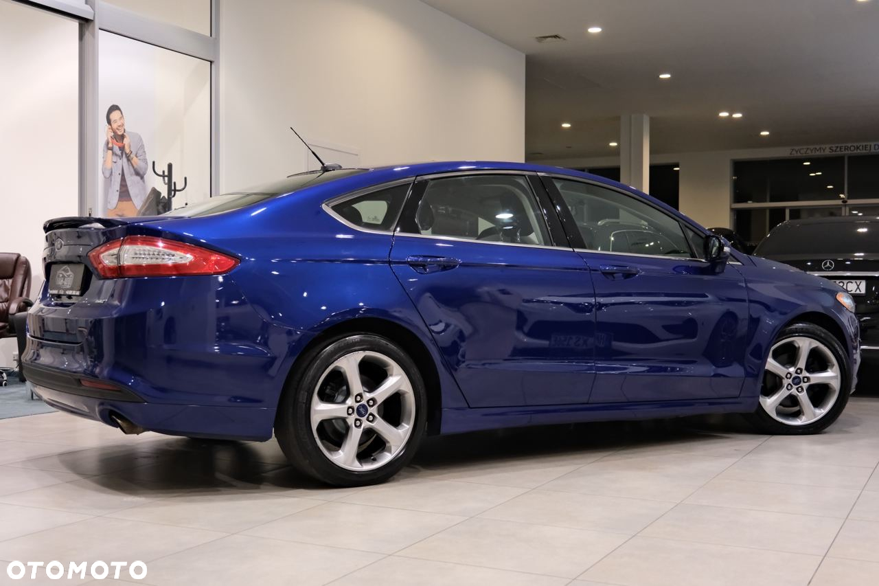 Ford Fusion - 7