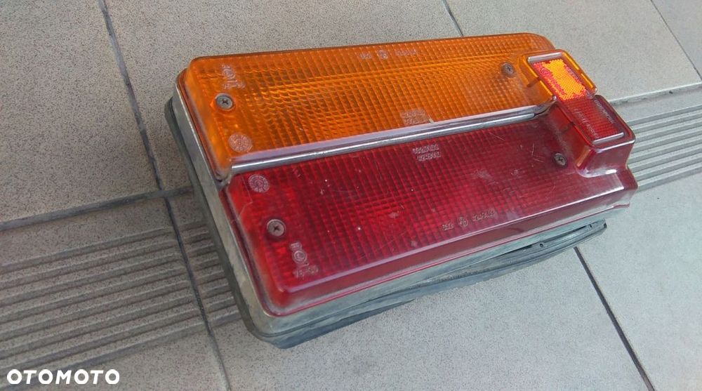 FIAT 125P LAMPA TYŁ TYLNA PRAWA ORG - 3
