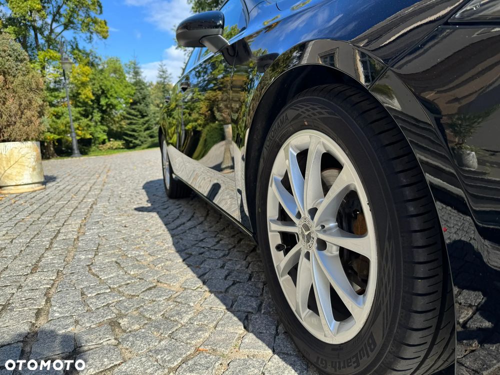 Mercedes-Benz Klasa A 180 Style 7G-DCT - 12